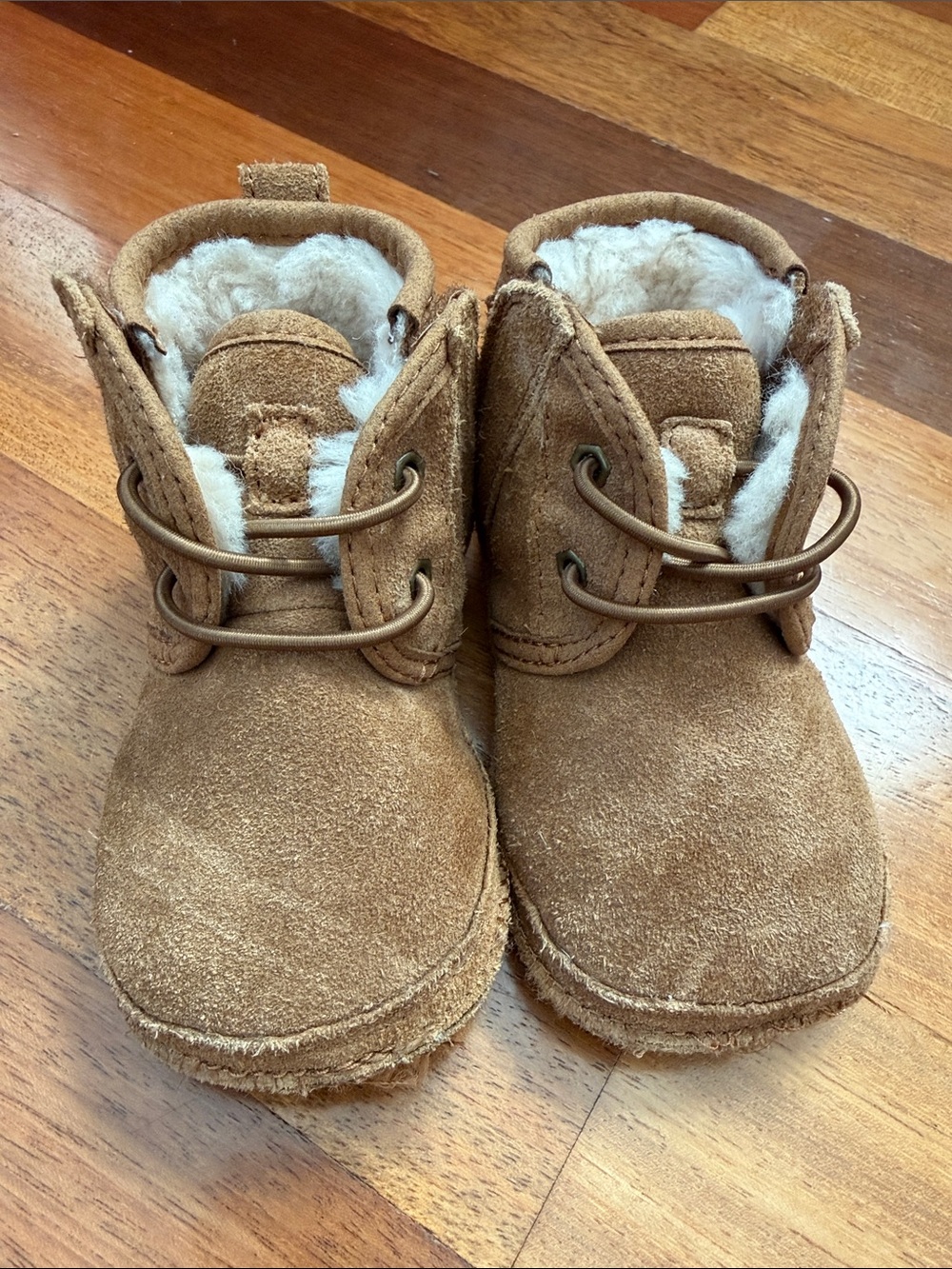 UGG | Baby Neumel Boot | Baby Size 4/5=12-18 mos.